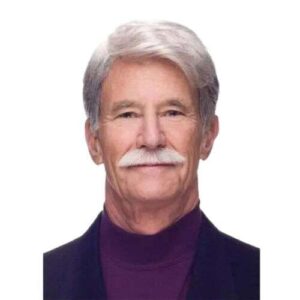 Natural Looking Short Straight Grey & White Wig for Daily Wear with Side Parting