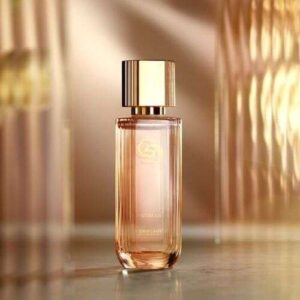 Captivating Essence: Oriflame GIORDANI GOLD Good as Gold Woman Eau de Parfum, A Fragrant Majesty