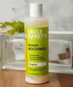 Organic Breath Freshening Mouthwash: pH Balanced for Healthy Gums and Teeth